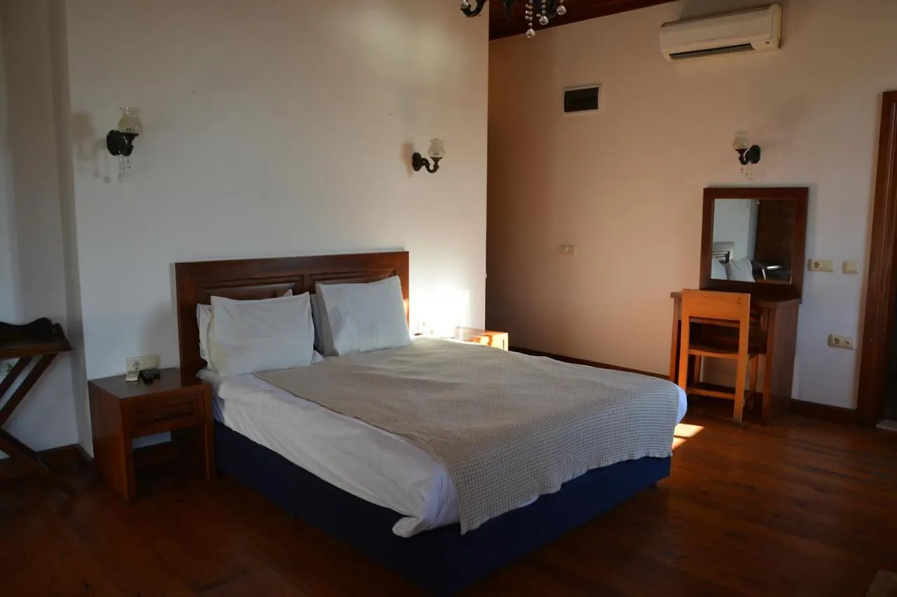 Odile Konak Otel 安塔利亚 旅馆